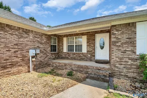 Exterior - 18220 E Limestone Rd, Athens, AL 35613 photo 3 of 6