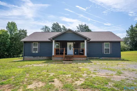 596 County Road 104, Stevenson, AL 35772