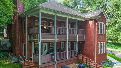 3601 Wyeth Dr, Guntersville, AL 35976