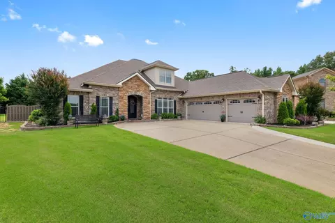25 Bannut Ct, Huntsville, AL 35824