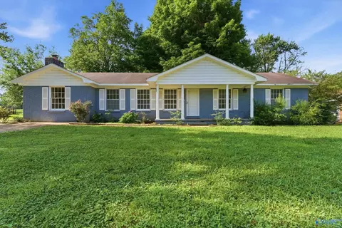 1719 Laverne Dr, Huntsville, AL 35816