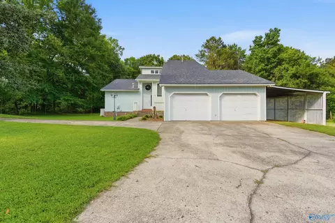 130 Preston Cove Rd, Scottsboro, AL 35769