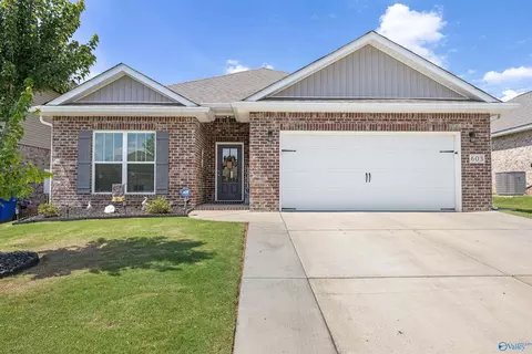 603 Magnolia Pl, Hartselle, AL 35640