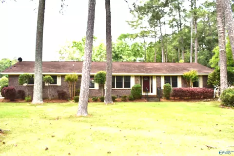 500 Williams Ave, Rainbow City, AL 35906