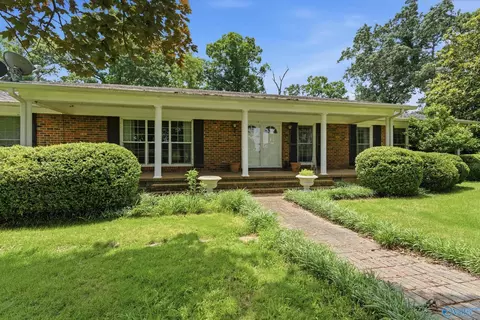 274 County Road 337, Section, AL 35771