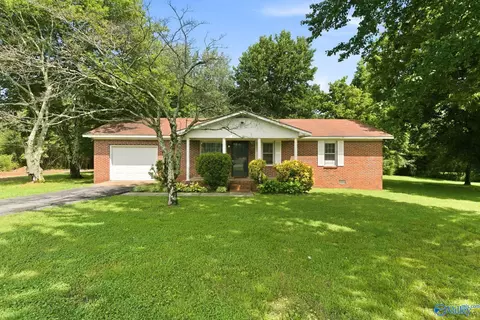 2675 Swearengin Rd, Grant, AL 35747