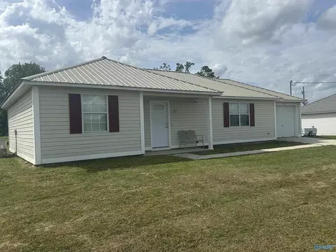 1247 Gray Rd, Boaz, AL 35957
