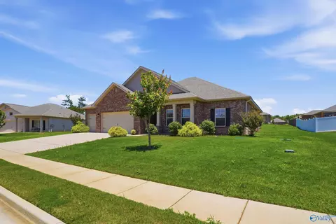 105 Dace Ct, Harvest, AL 35749