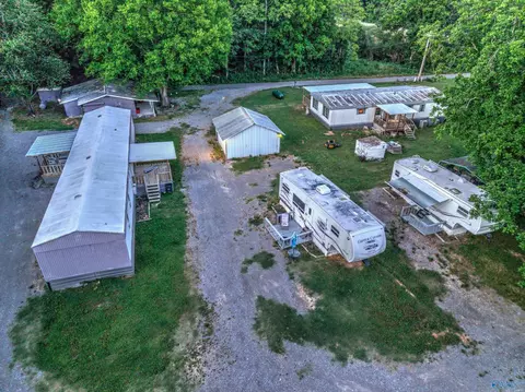 422 Mountainview Cir, Langston, AL 35755
