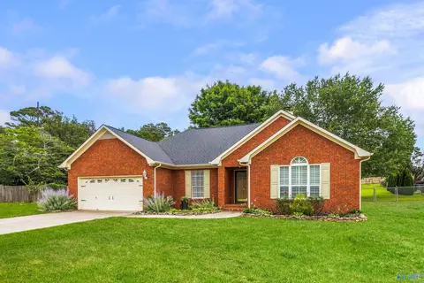108 Longleaf Ln, Madison, AL 35758