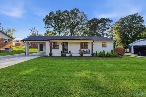 801 Cooper Ln, Hartselle, AL 35640
