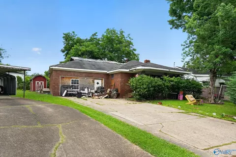 109 Washington Ave, Gadsden, AL 35903