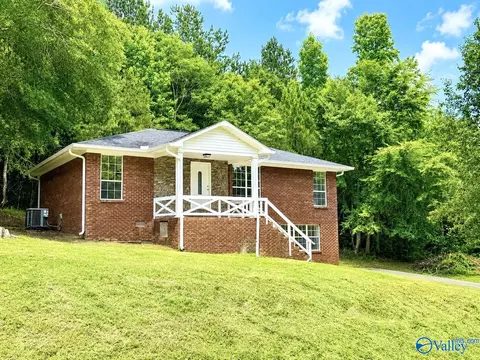 40 Gallant Cv, Gallant, AL 35972