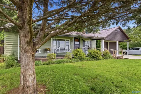 507 Saint Clair Rd, New Market, AL 35761