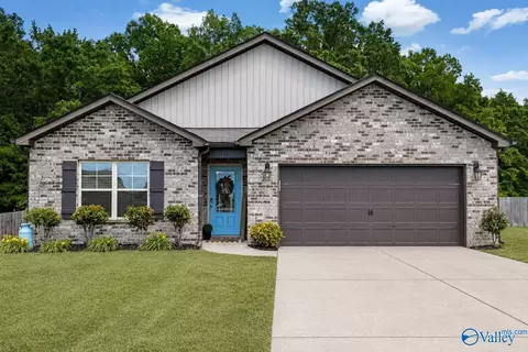 116 Chelle Mill Ln, Hazel Green, AL 35750