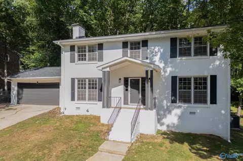 12027 Comanche Trl, Huntsville, AL 35803
