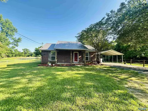 1748 County Road 235, Town Creek, AL 35672