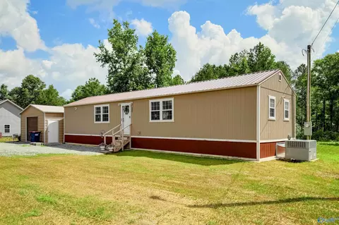 325 Old Six Mile Rd, Somerville, AL 35670