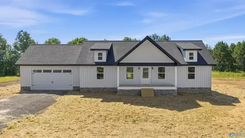 3310 County Road 43, Section, AL 35771