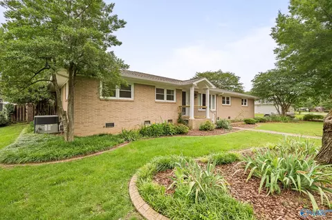 1319 Woodmont Ave, Huntsville, AL 35801
