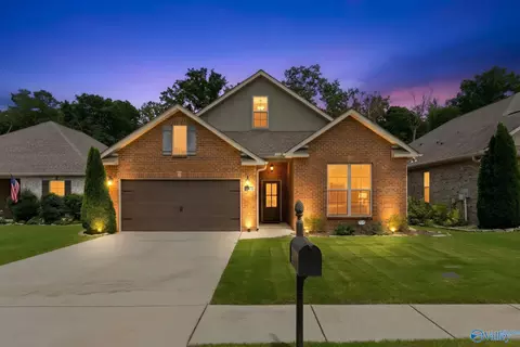 27472 Dieken Dr, Athens, AL 35613
