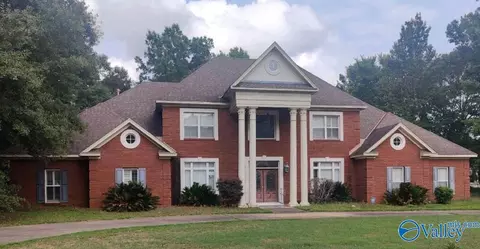 8461 Timber Creek Dr, Pike Road, AL 36064