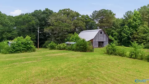 639 County Road 607, Hanceville, AL 35077