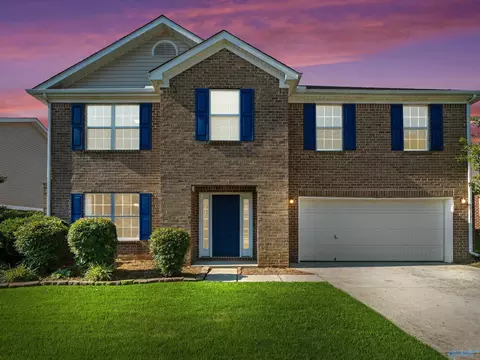 4808 Brownston Ct, Owens Cross Roads, AL 35763