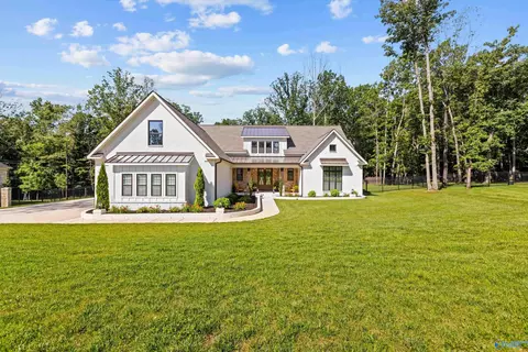 63 Trail Loop Rd, Huntsville, AL 35803