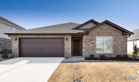244 Cherry Laurel Dr, Hazel Green, AL 35750