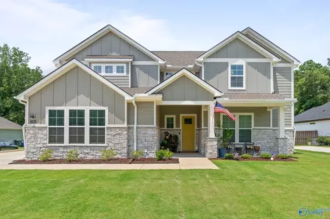 7529 Speckle Belly Blvd, Owens Cross Roads, AL 35763