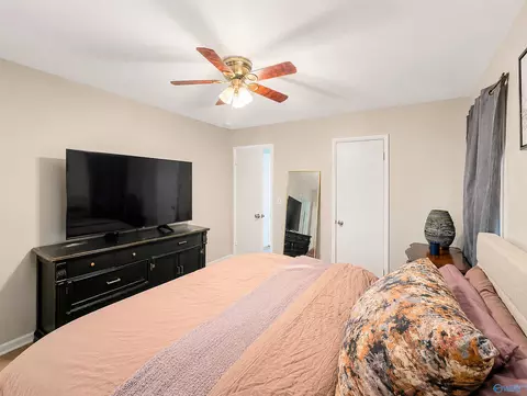 Bedroom - 310 Mountain Home Rd, Trinity, AL 35673 photo 2 of 5