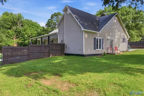 Exterior - 4409 Hwy 55, Eva, AL 35621 photo 3 of 7