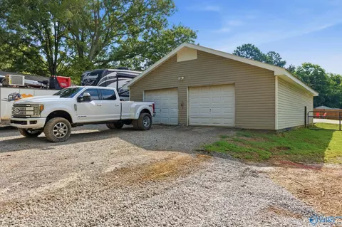 Exterior - 4409 Hwy 55, Eva, AL 35621 photo 7 of 7