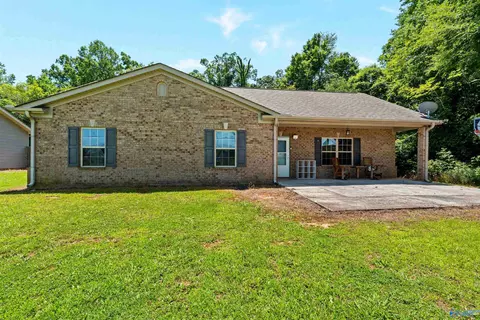 991 Manley Rd, Hazel Green, AL 35750