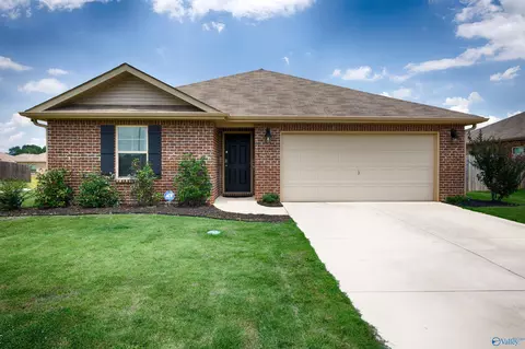 119 Oliver Ct, Hazel Green, AL 35750