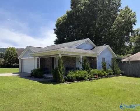 208 Albany Dr, Huntsville, AL 35811