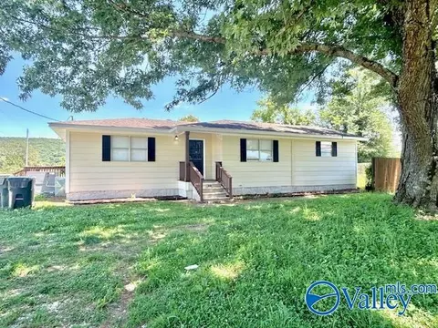 2137 County Lake Rd, Gurley, AL 35748