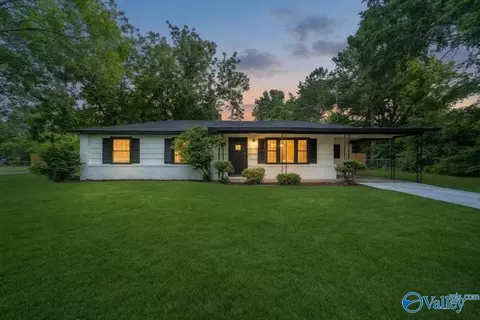 701 Eleanor Dr, Decatur, AL 35601