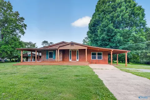 7693 County Road 17, Woodville, AL 35776