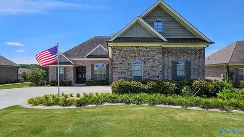 22348 Lochmere Blvd, Athens, AL 35613