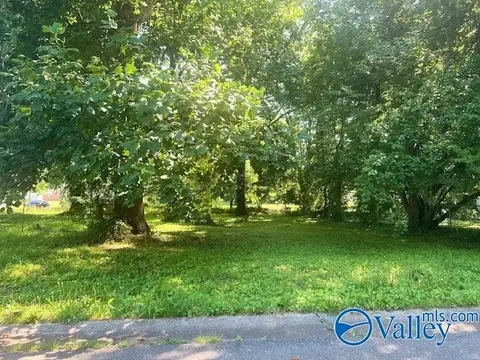 707 Lafayette St, Decatur, AL 35601