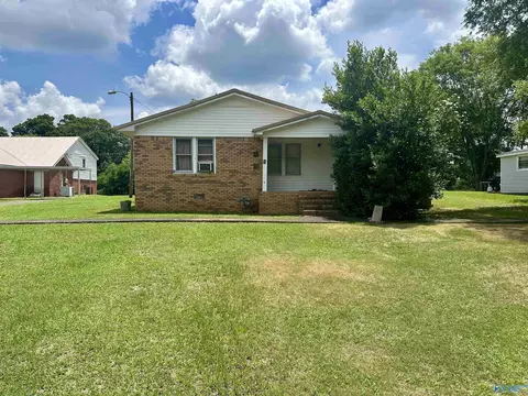 409 Magnolia Ave, Anniston, AL 36201