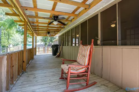 Exterior - 206 Sunset St, Centre, AL 35960 photo 9 of 14