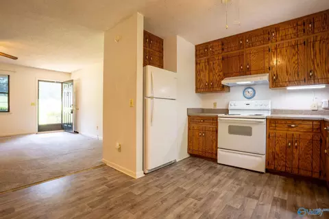 Kitchen - 206 Sunset St, Centre, AL 35960 photo 2 of 2