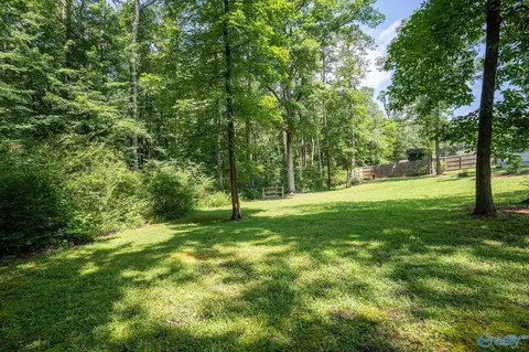 Exterior - 206 Sunset St, Centre, AL 35960 photo 12 of 14