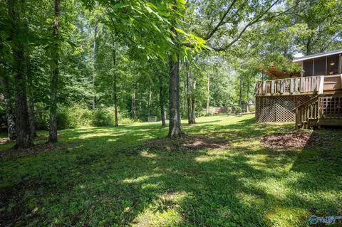 Exterior - 206 Sunset St, Centre, AL 35960 photo 10 of 14