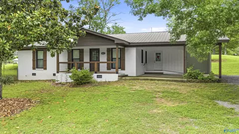 6612 Gault Ave, Fort Payne, AL 35967