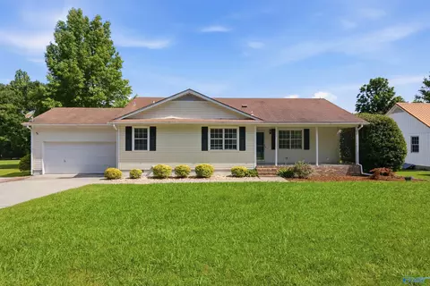 131 NE Styles Dr, Gurley, AL 35748