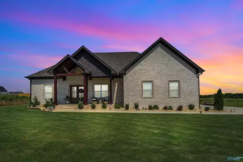 Exterior - 241 Hummingbird Way, Killen, AL 35645 photo 4 of 4